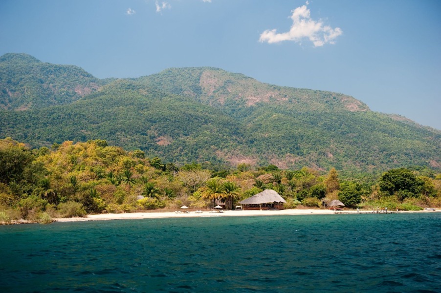 Mahale  Mountain